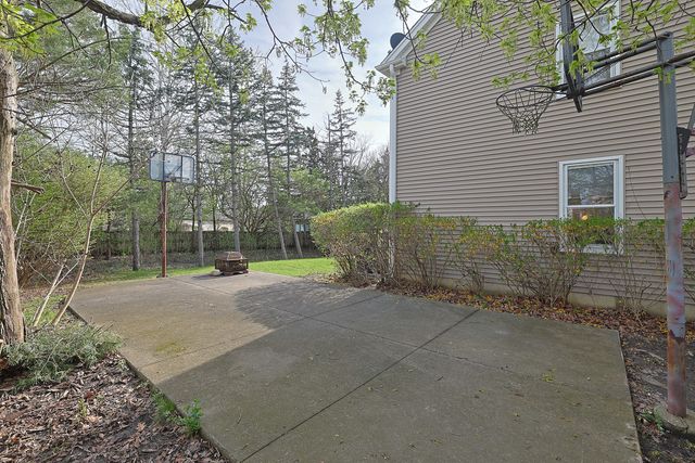 3 Chestnut Terrace, Buffalo Grove, IL 60089