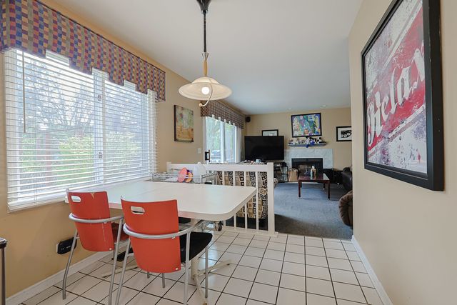 3 Chestnut Terrace, Buffalo Grove, IL 60089