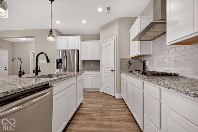 6966 Cherry Creek Boulevard, Carmel, IN 46033