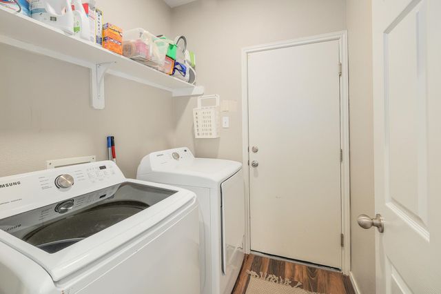 1305 Horseshoe Ranch DR, Leander, TX 78641