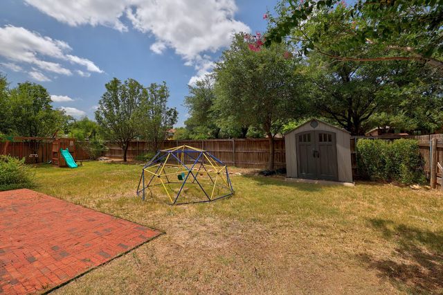 1305 Horseshoe Ranch DR, Leander, TX 78641