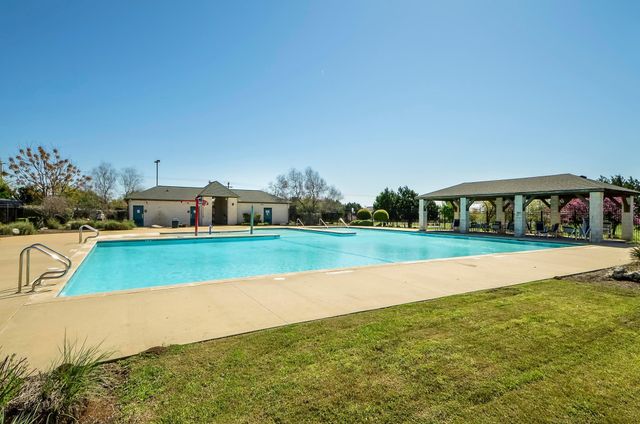 1305 Horseshoe Ranch DR, Leander, TX 78641
