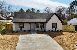 113 Walnut Street, Cabot, AR 72023