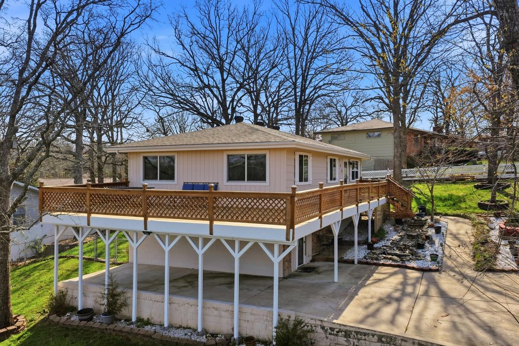 508 Truman Drive, Branson, MO 65616