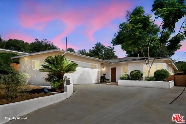 2216 N Indiana Avenue, Los Angeles, CA 90032