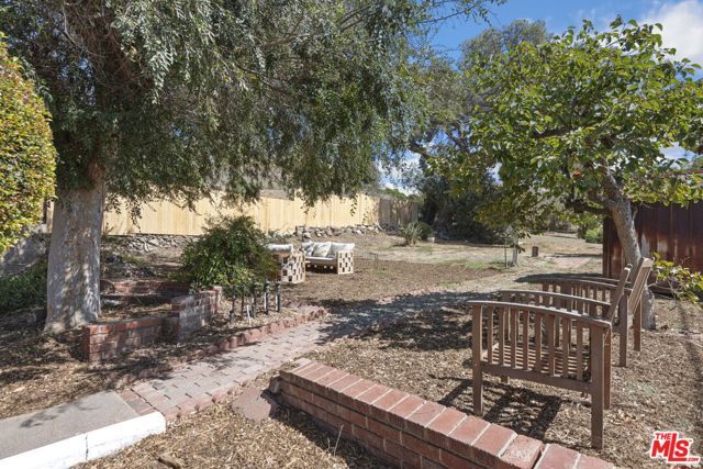 2216 N Indiana Avenue, Los Angeles, CA 90032