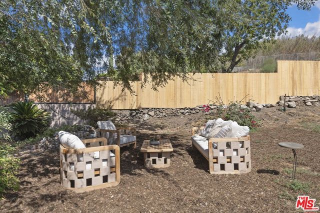 2216 N Indiana Avenue, Los Angeles, CA 90032