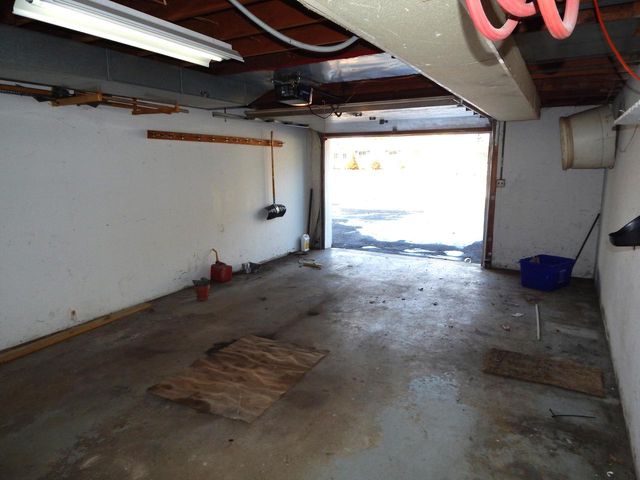 2711 31 STREET, Two Rivers, WI 54241