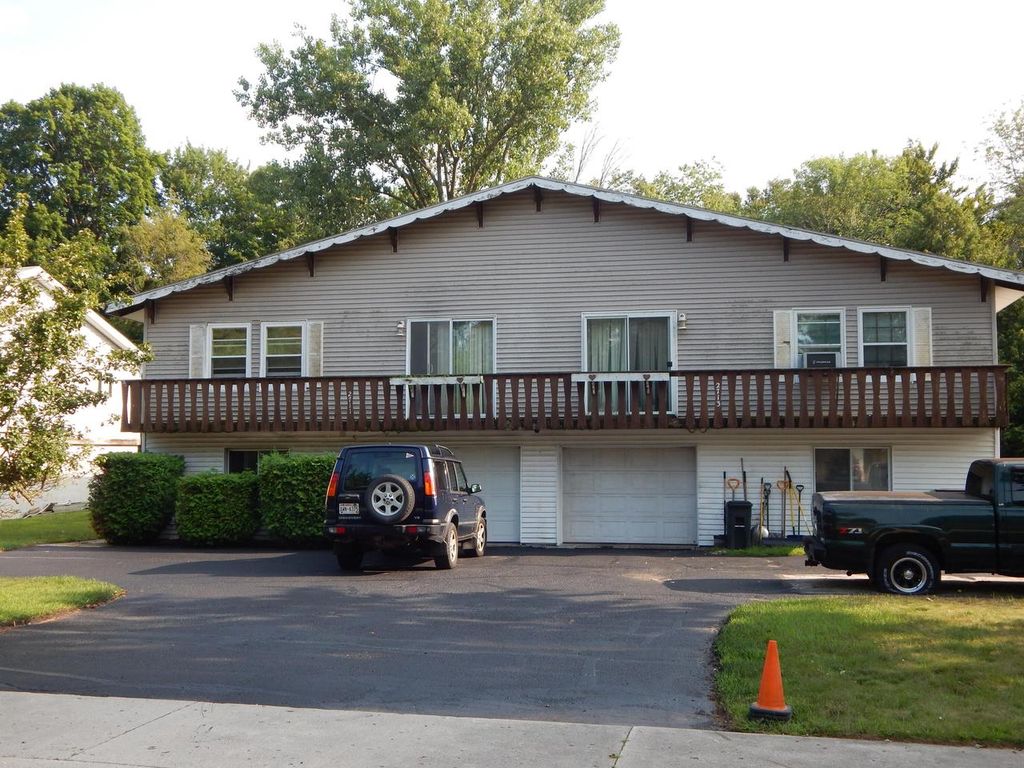 2711 31 STREET, Two Rivers, WI 54241