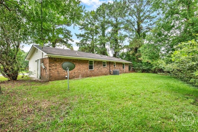 300 Garden Acres Way, Pooler, GA 31322