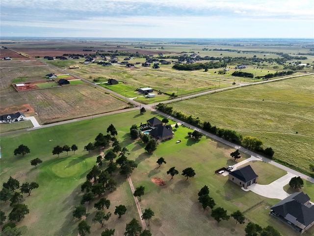2840 Hayfield Way, Guthrie, OK 73044