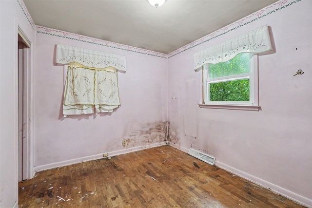 1332 Colgrove Avenue, Kalamazoo, MI 49048
