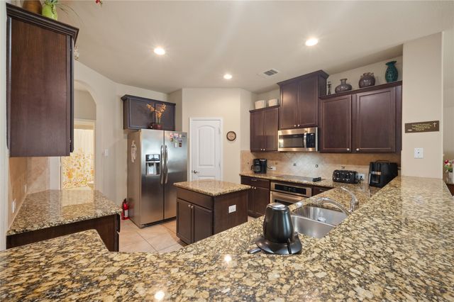 520 Rustic Oak Lane, Mckinney, TX 75072