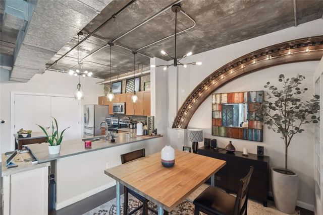 10 N SUMMERLIN AVENUE 13, Orlando, FL 32801