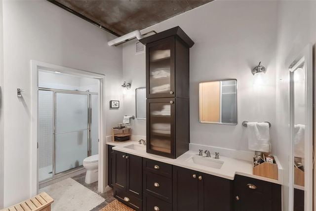 10 N SUMMERLIN AVENUE 13, Orlando, FL 32801