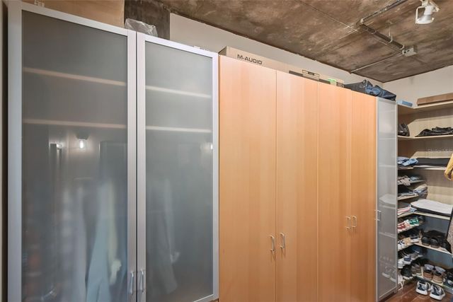 10 N SUMMERLIN AVENUE 13, Orlando, FL 32801