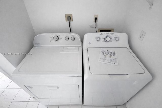 7891 W 29th Way 202, Hialeah, FL 33018