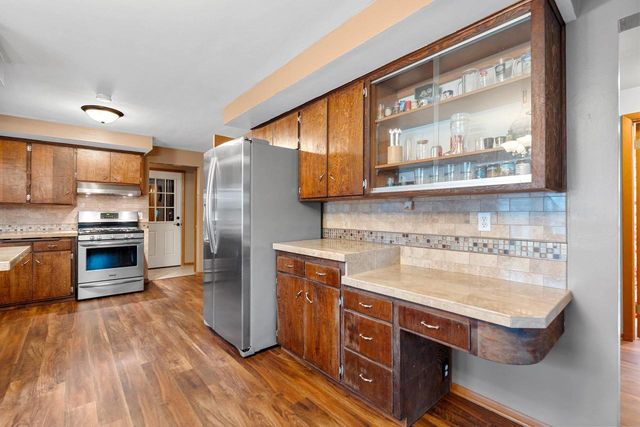 4451 RENIER ROAD, Green Bay, WI 54311