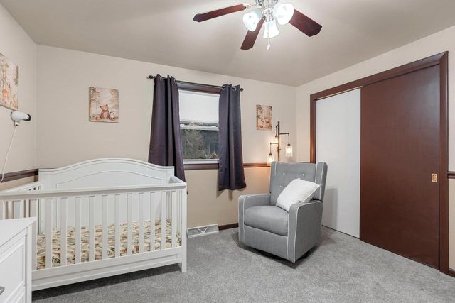 4451 RENIER ROAD, Green Bay, WI 54311