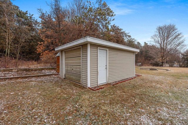 4451 RENIER ROAD, Green Bay, WI 54311