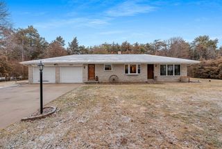 4451 RENIER ROAD, Green Bay, WI 54311