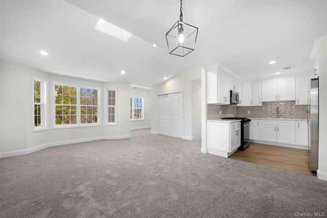 108 Maya Circle, Central Islip, NY 11722