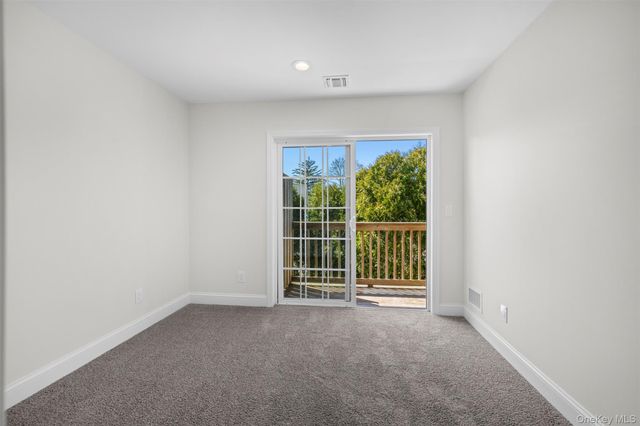 108 Maya Circle, Central Islip, NY 11722