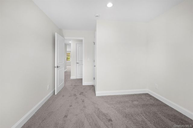 108 Maya Circle, Central Islip, NY 11722