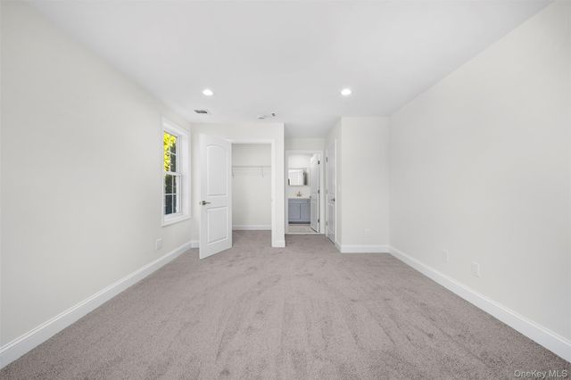 108 Maya Circle, Central Islip, NY 11722