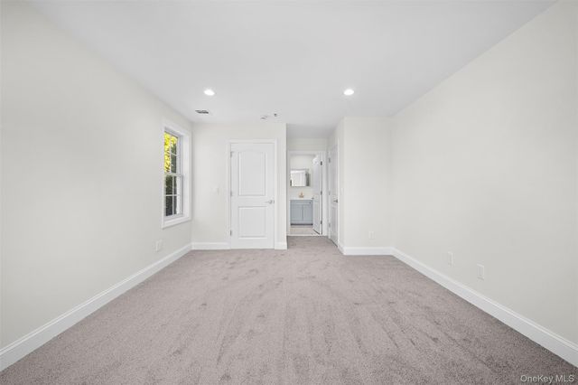 108 Maya Circle, Central Islip, NY 11722