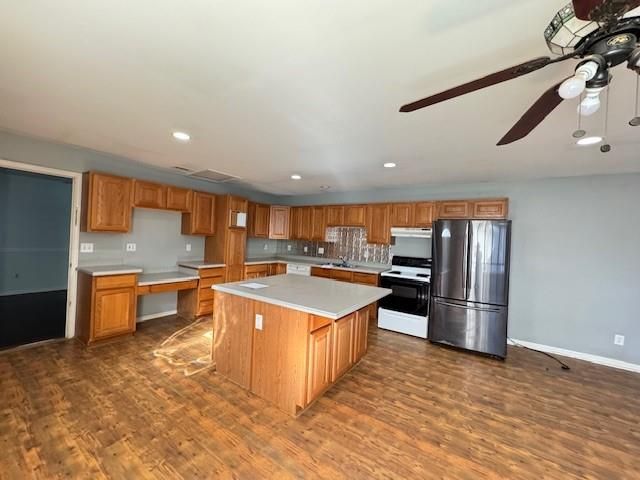 3954 Manhattan NE Drive, Kennesaw, GA 30144