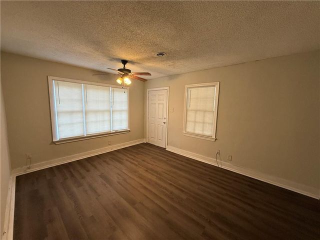 1352 Gulf Field Drive W, Mobile, AL 36605