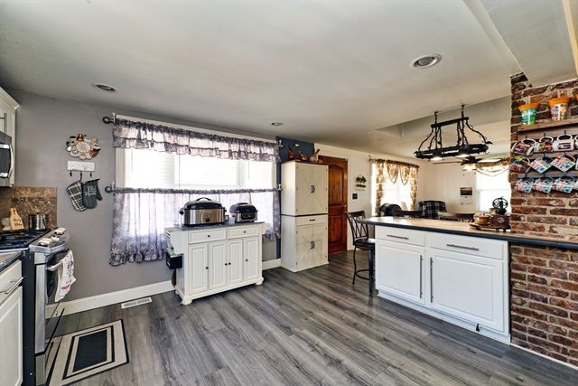 235 Chavenson St, Fall River, MA 02723