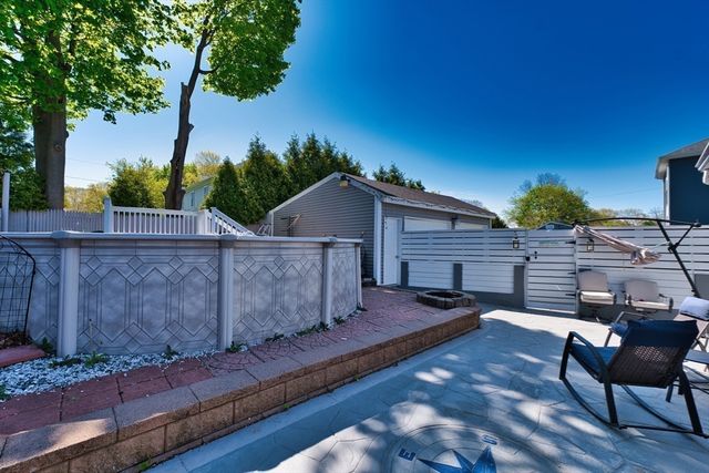 235 Chavenson St, Fall River, MA 02723