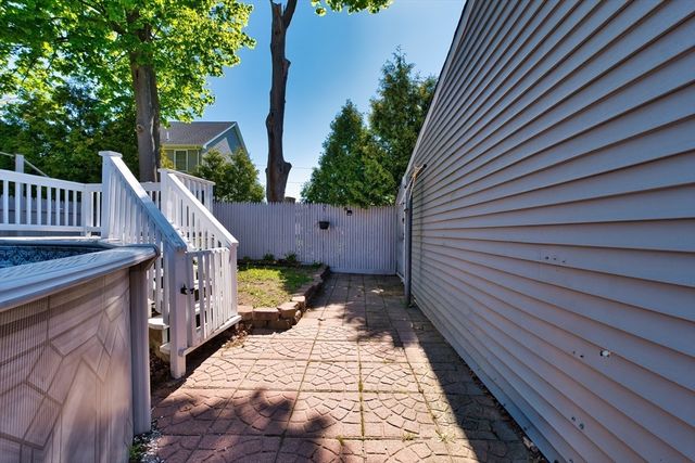 235 Chavenson St, Fall River, MA 02723