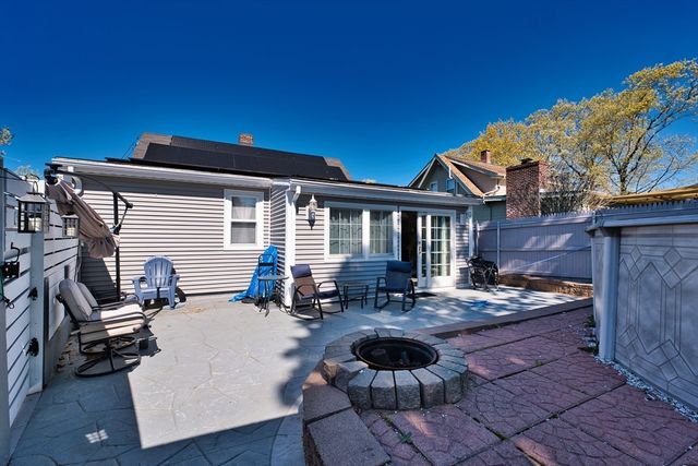 235 Chavenson St, Fall River, MA 02723