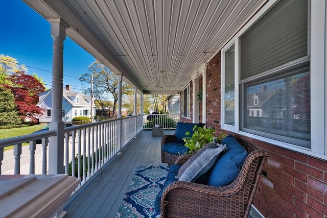 235 Chavenson St, Fall River, MA 02723