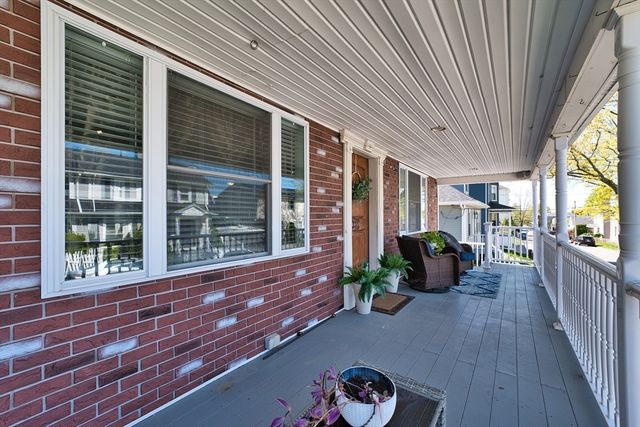 235 Chavenson St, Fall River, MA 02723