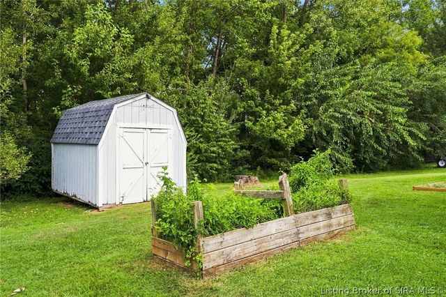 3939 Dunbar Avenue, New Albany, IN 47150