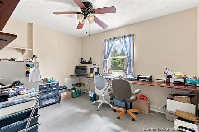 3939 Dunbar Avenue, New Albany, IN 47150