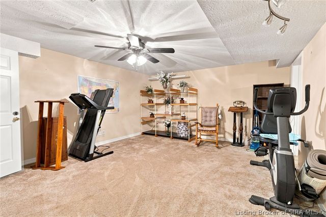 3939 Dunbar Avenue, New Albany, IN 47150