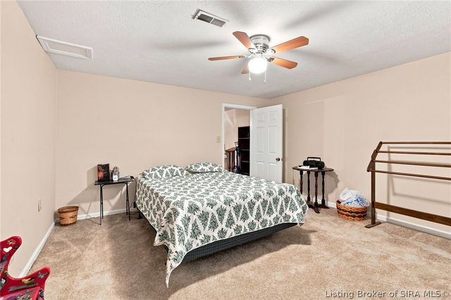 3939 Dunbar Avenue, New Albany, IN 47150
