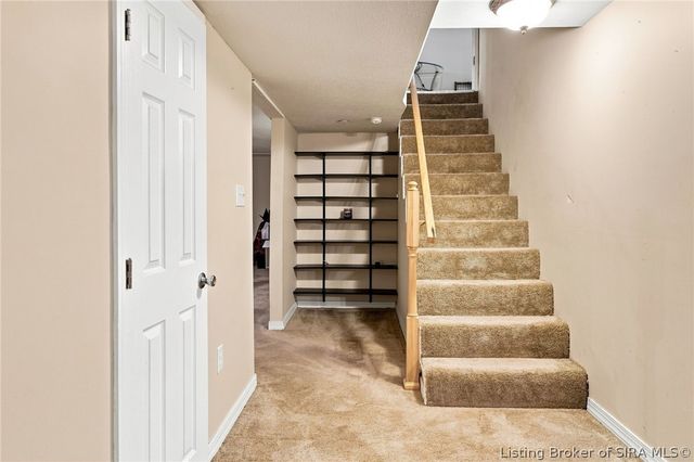 3939 Dunbar Avenue, New Albany, IN 47150