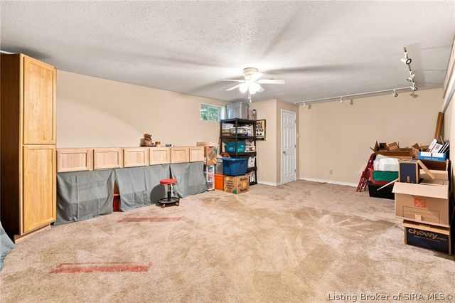 3939 Dunbar Avenue, New Albany, IN 47150