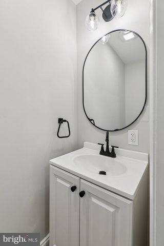 6520 N 17TH ST, Philadelphia, PA 19126