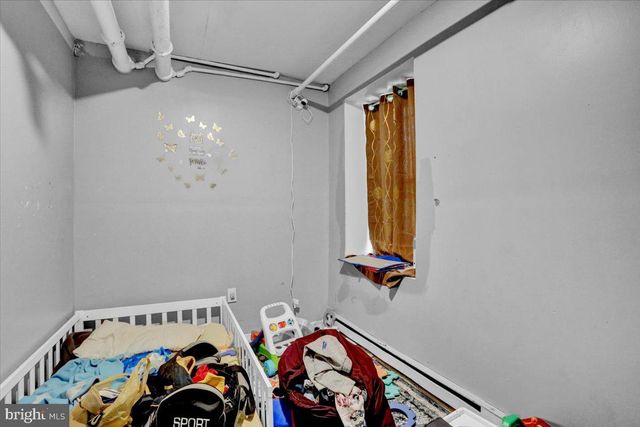 121 S 6TH ST, Reading, PA 19602