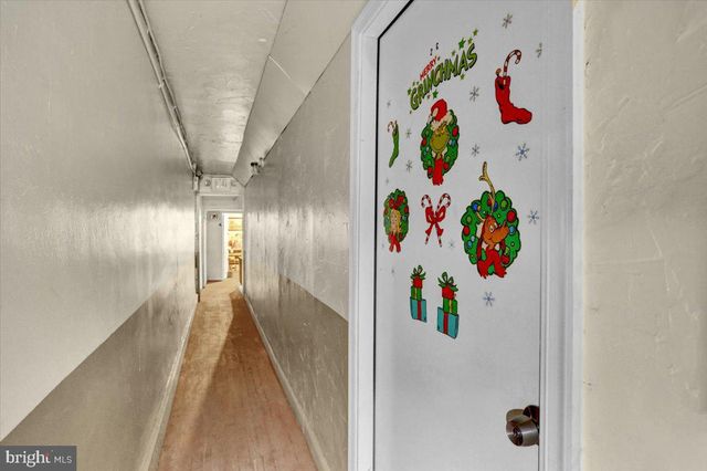 121 S 6TH ST, Reading, PA 19602