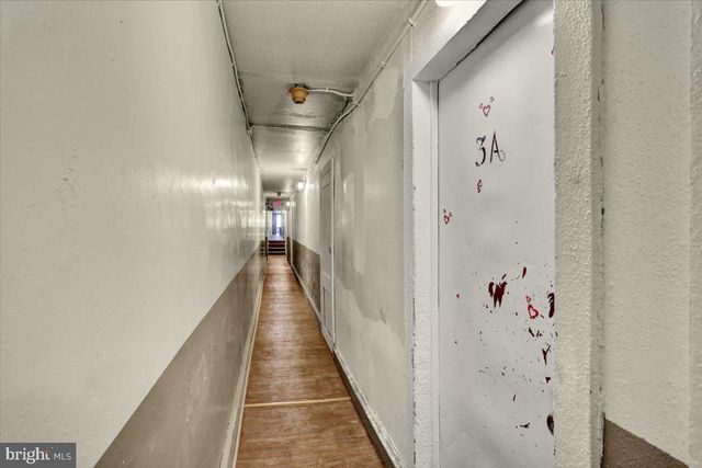 121 S 6TH ST, Reading, PA 19602