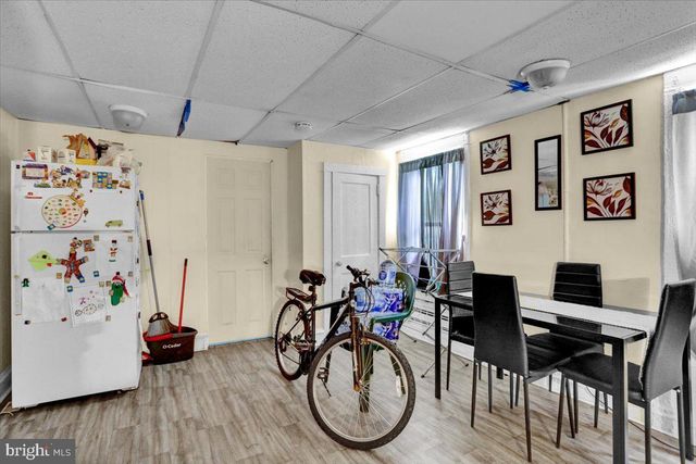 121 S 6TH ST, Reading, PA 19602