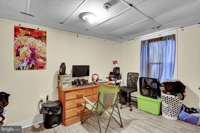 121 S 6TH ST, Reading, PA 19602